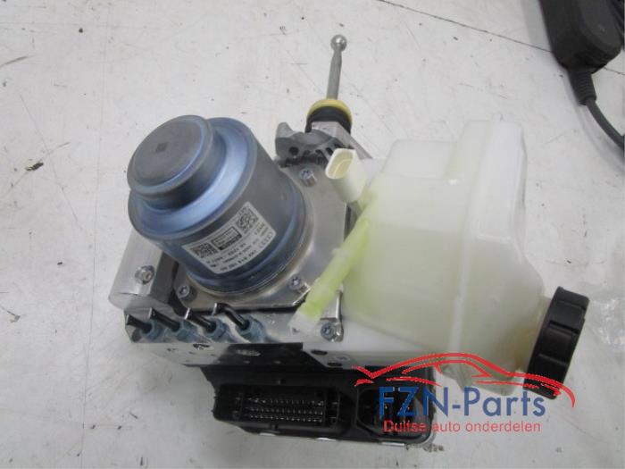 Audi E-tron 4KE ABS Pomp (Hydraulic Unit Collector)