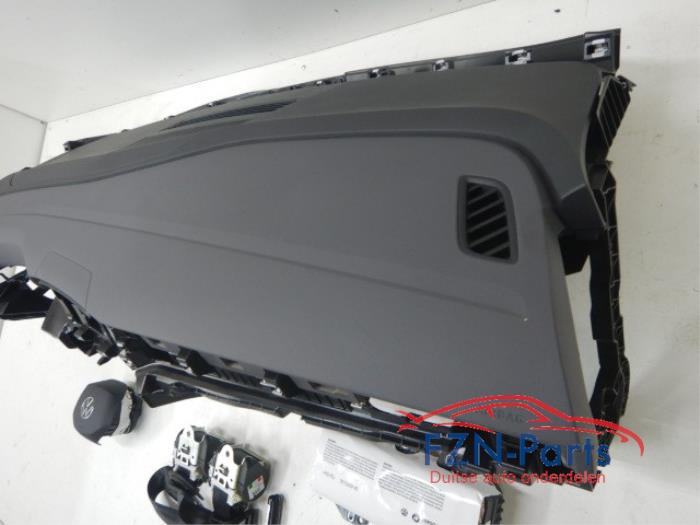 VW ID4 11A Airbagset Dashboard (Airbags, Airbag set) 4x Gordel (Inclusief 2x stoelpatroon)DashboardStuurairbagBijrijdersairbagOude gordels retour, banden niet gesnedenAirbags los pakkenAirbagset, Gordel, Stuurairbag, Bijrijdersairbag, Dashboard, ID4 11A Pure Performance