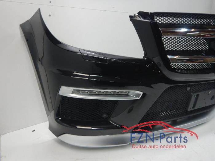 Voorbumper Mercedes GLE (22722082)