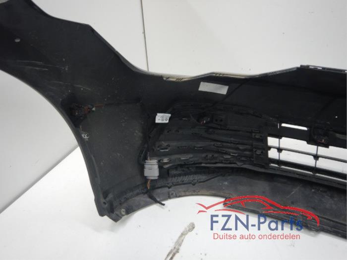 Voorbumper Volkswagen Golf (22721252)