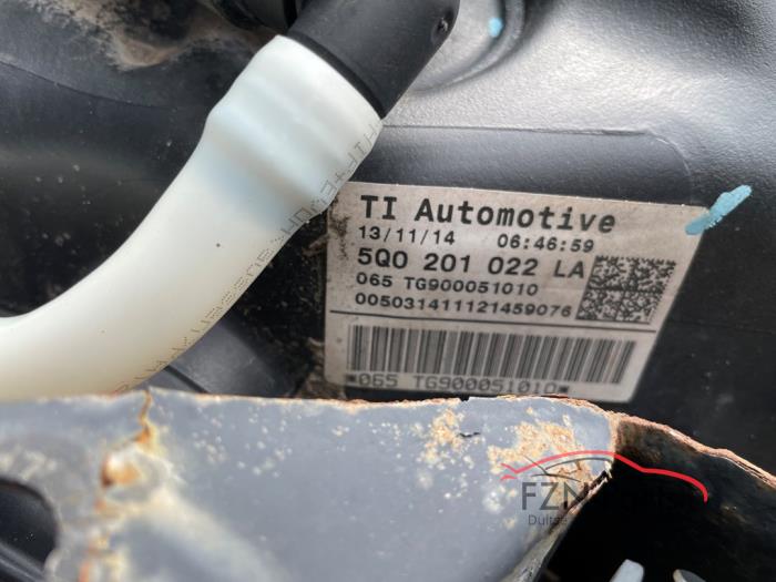 VW Golf 7 GTE Achteras Compleet