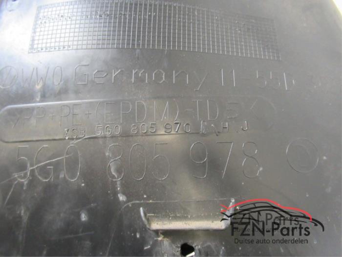 VW Golf 7 Modderkuip PVC Rechts-Voor Groot Deel