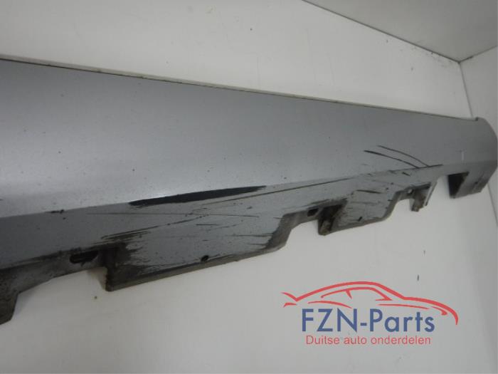 Audi A8 4H Sideskirt Rechts