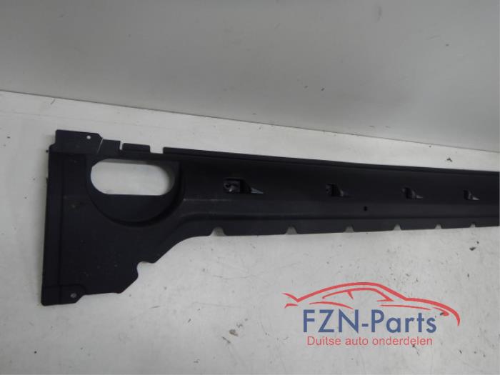 Zijskirt links Audi E-Tron (22727568)