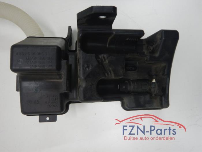 Ruitensproeiertank voor Volkswagen Tiguan (22743549)