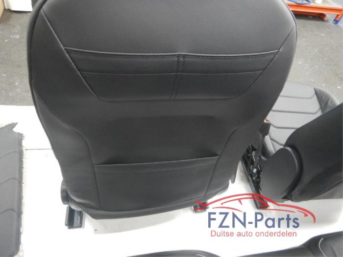 VW Tiguan 5NN Allspace Interieur Leer Middenconsole Stoelverwarming geen airbags, oude overzetten Mist voorste deurpanelen 2KM oudInterieur voorstoelen achterbank middenconsole deurpanelen achter 1.6 TDI 122007 01-05-2016 01-06-2020
1.4 eHybrid 143258 01-11-2020 07-03-2024
2.0 TSI 4motion 135157 01-09-2018 01-07-2020
2.0 TSI 4motion 121841 01-06-2016 07-03-2024
2.0 TSI 4motion 143253 01-01-2021 07-03-2024
1.4 TSI 119768 01-05-2016 07-03-2024
2.0 TDI 4motion 119690 01-04-2016 01-07-2020
1.5 TSI 140708 01-07-2018 07-03-2024
2.0 TSI 4motion 118646 01-01-2016 07-03-2024
1.4 TSI 4motion