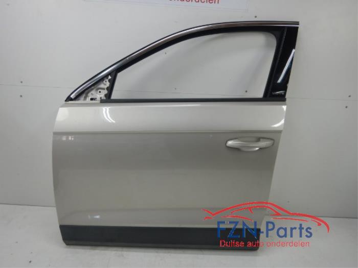 Portier 4Deurs links-voor Volkswagen T-Roc (22741724)
