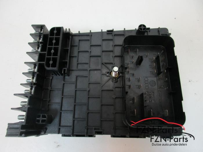Zekeringkast Audi Q3 (22744054)