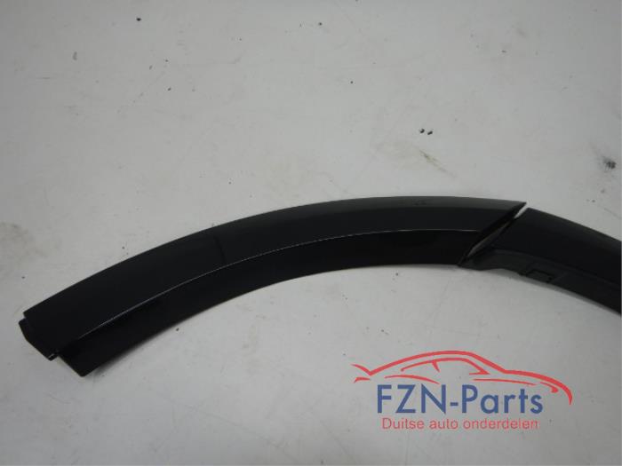 Wielrand achter Audi Q8 (22741414)