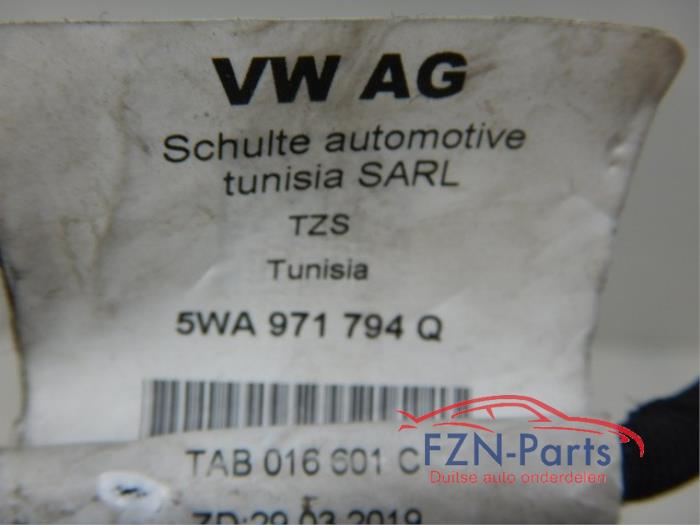Dynamo Volkswagen Golf (22729071)