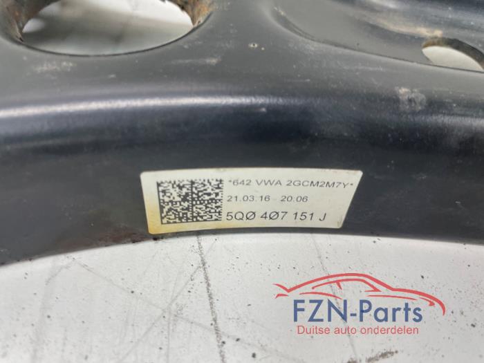 Draagarm links-voor Volkswagen Golf (22774072)