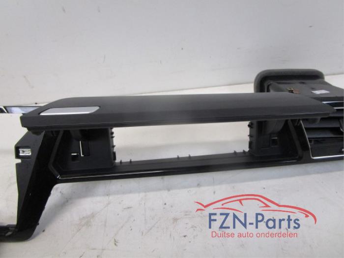 VW Touran 5TA Dashboard Inleg Hoogglans Zwart