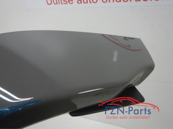 Wielrand achter Mercedes G-Klasse (22739398)