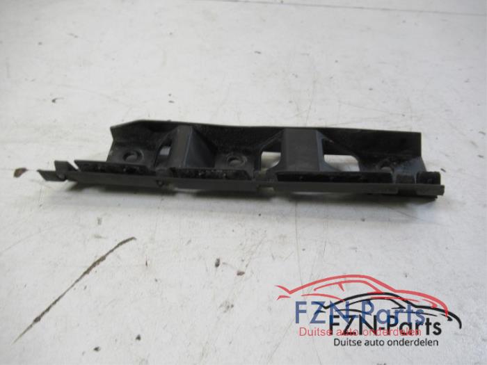 VW Passat B6 Bumpergeleider Voorbumper Links
