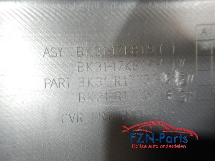 Ford transit III Voorbumper GK31 - 17K819 ( vanaf 2014 ) GK31 - 17K819 NIEUW Bumper voorzijde , Ongespoten , Zonder pdc , geen mistlamp 1.6 TDCi 101053 01-02-2014 07-03-2024
1.5 TDCi 115174 01-05-2015 07-03-2024
1.0 EcoBoost 101057 01-02-2014 07-03-2024
1.5 EcoBlue