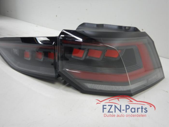 VW Golf 8 Facelift IQ Light Achterlichten Set Dynamisch
