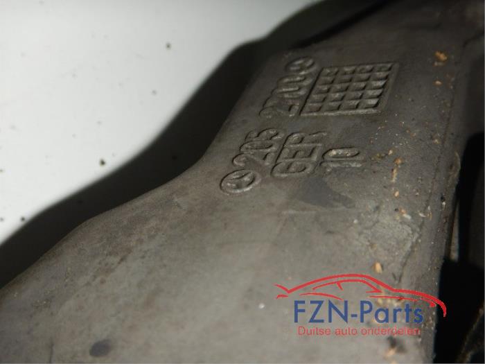 Mercedes Benz W205 Wielophanging 4-Matic Links-Voor