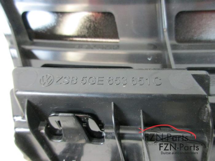 Grille Volkswagen Golf (22743001)