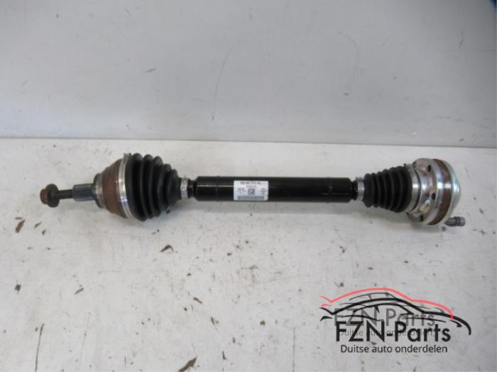VW Passat B8 Aandrijfas Rechts-Voor