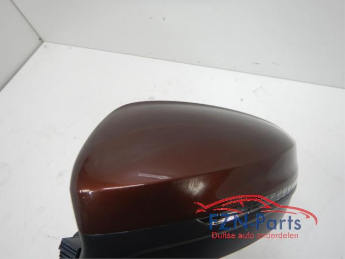 VW Tiguan 5NA Spiegel Links L Inklapbaar Bruin 9-draads Elektrisch verstel verwarm en inklapbaarHome comingKleur: LR8Y Ginger brownZij buiten spiegel huis bruin Links linker inklapbaar 2.0 TSI 4motion 135357 01-09-2018 07-03-2024
2.0 TSI 4motion
