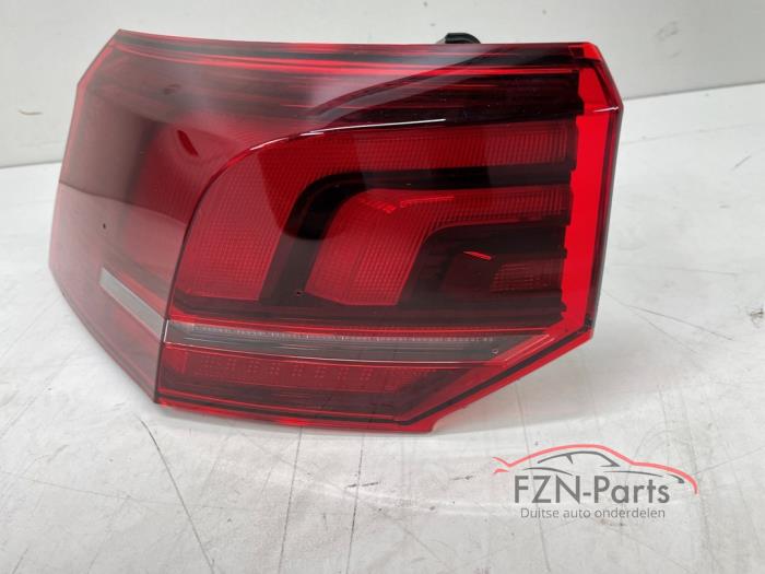 VW Golf 8 Facelift Achterlicht Links Buiten