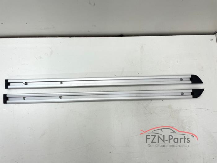 Audi A6 Avant Bagage rek rails links rechts set