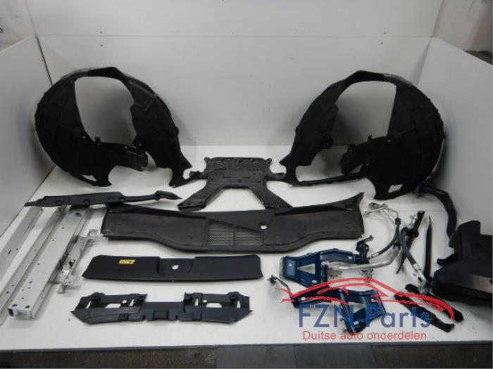 Audi E-Tron Voorkop 6PDC KLS LV5Z Led Laser 039/040