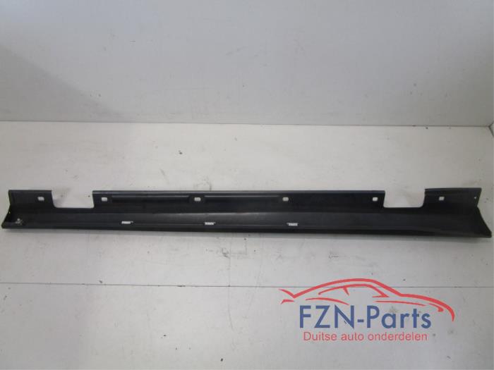 Zijskirt links Mercedes B-Klasse (22727650)