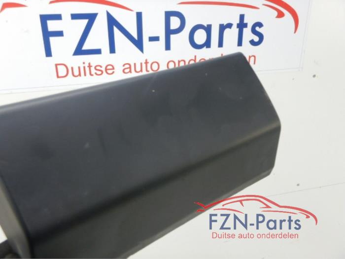 Zijskirt links Rolls Royce Cullinan (22727551)