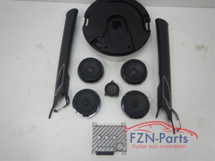 VW Golf 8 Harman/Kardon Speakerset