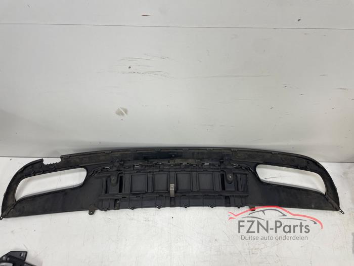 MB C-Klasse W205 C63 AMG PDC Diffuser Achterbumper. Lichte Schade