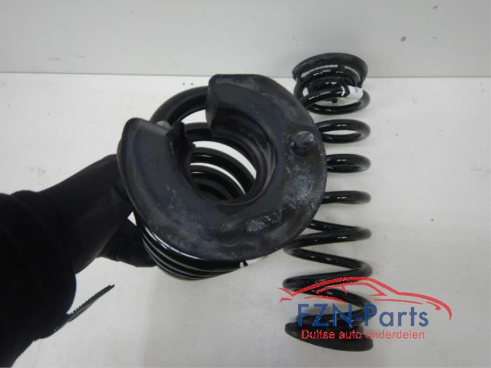 VW Tiguan 571 Hybride Veren Set Achterzijde Links+Rechts