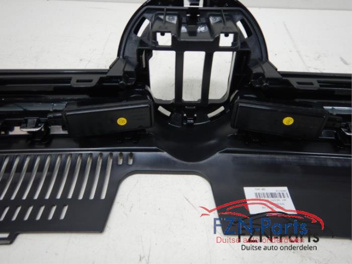 VW Golf 8 GTD Grille Hoogglans Zwart Chrome