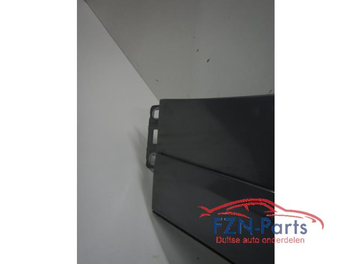 Mercedes - Benz GL X166 Zijscherm Spatscherm Rechts