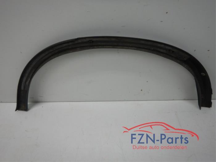 Wielrand achter Mercedes GLC-Klasse (22744961)