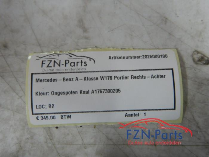 Mercedes-Benz A-Klasse W176 Portier Rechts-Achter