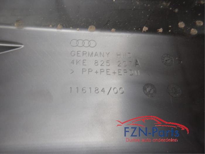 Zijskirt links Audi E-Tron (22727568)