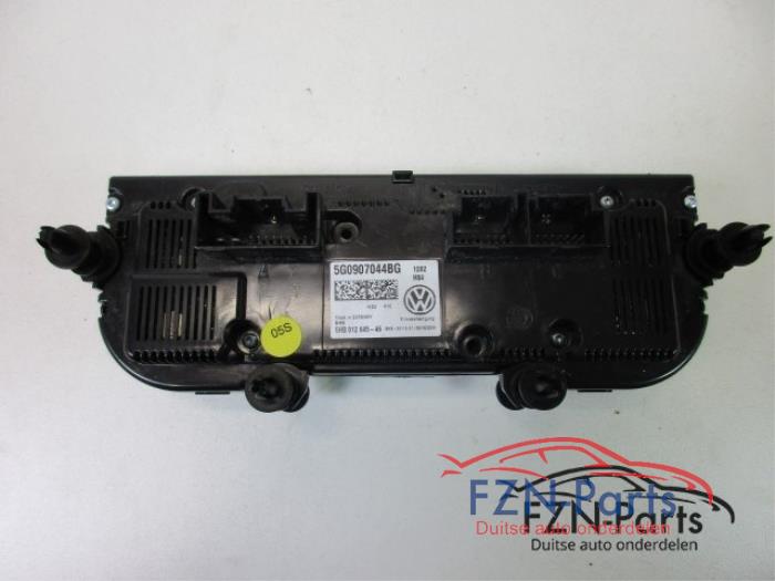 Climatronic Paneel Volkswagen Passat (22738747)