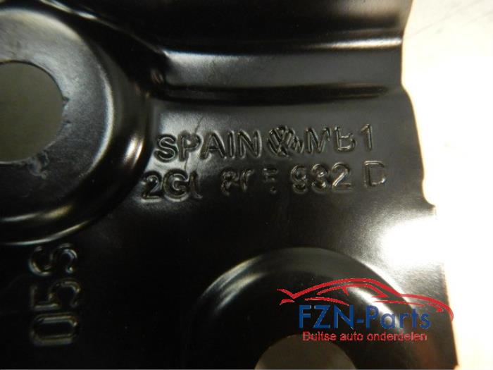 VW Polo 2G Koplamphouder Rechts