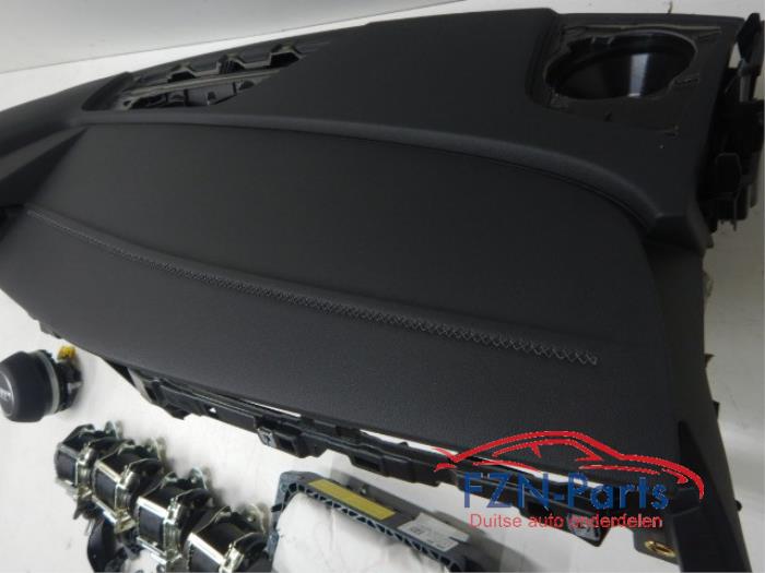 Audi A3 8Y Airbagset ( Airbag Set Dashboard) Leer