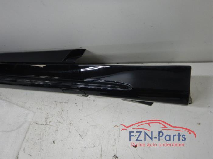 Mercedes-Benz C63 W205 AMG Sideskirt Rechts