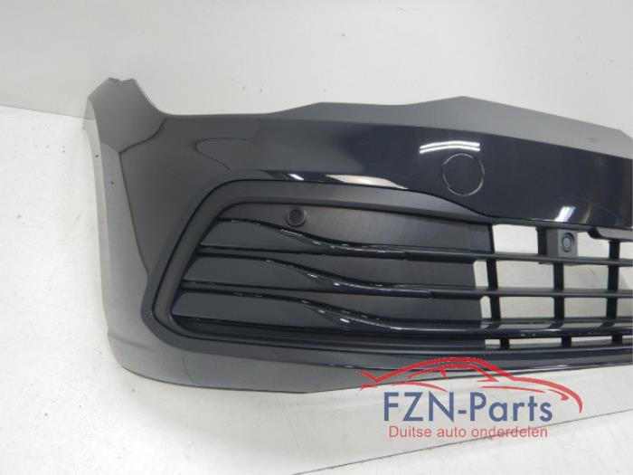 VW Golf 8 Voorbumper 4PDC LI7F