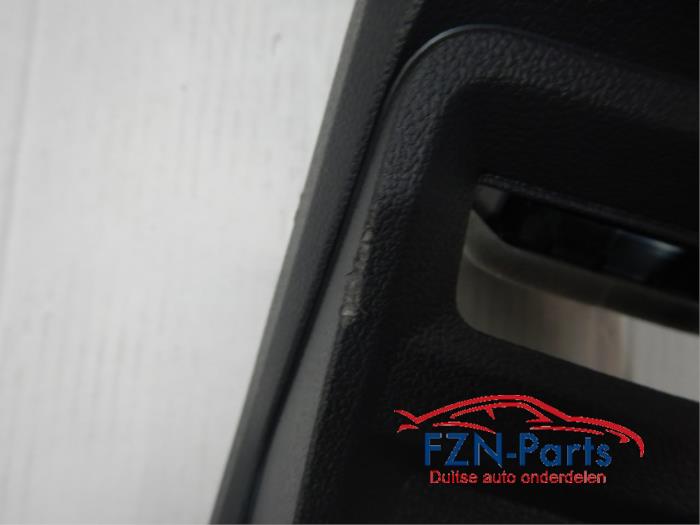 VW Tiguan 5NA Middenconsole Armsteun achterkant
