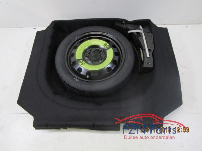 VW Golf 7 16 Inch Thuiskomer Met Schuim Gereedschap Krik