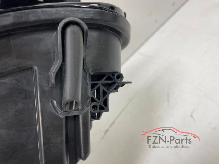VW Sharan 7N Koplamp Xenon Rechts Oortje gebroken