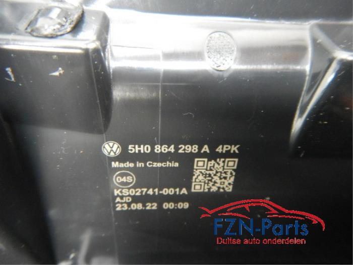 VW Golf 8 Middenconsole Armsteun Achterzijde USB C