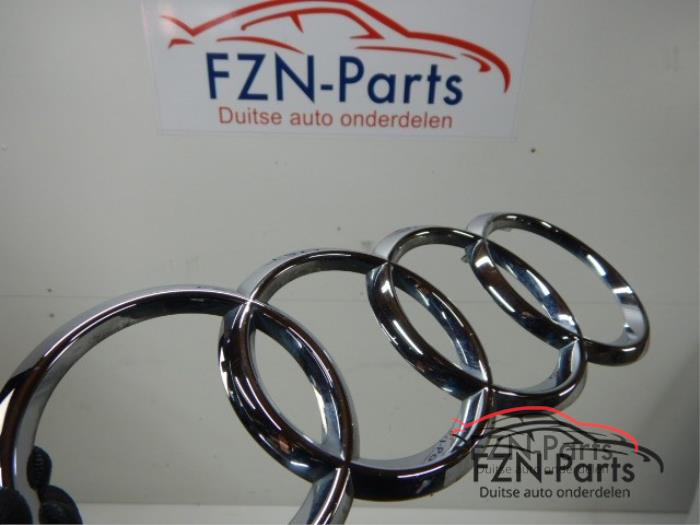 Audi Q7 4M Emblem Grille Logo