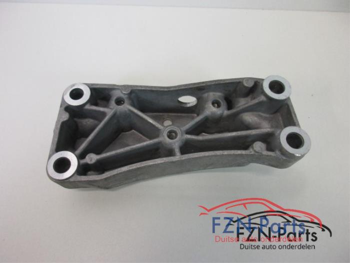 Versnellingsbak Steun Volkswagen Golf (22738452)