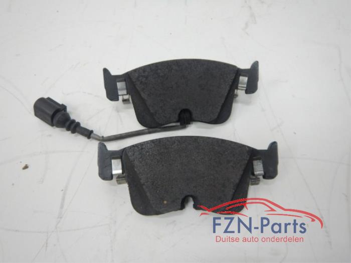 VW Golf 8 Remblokken Voorzijde Set