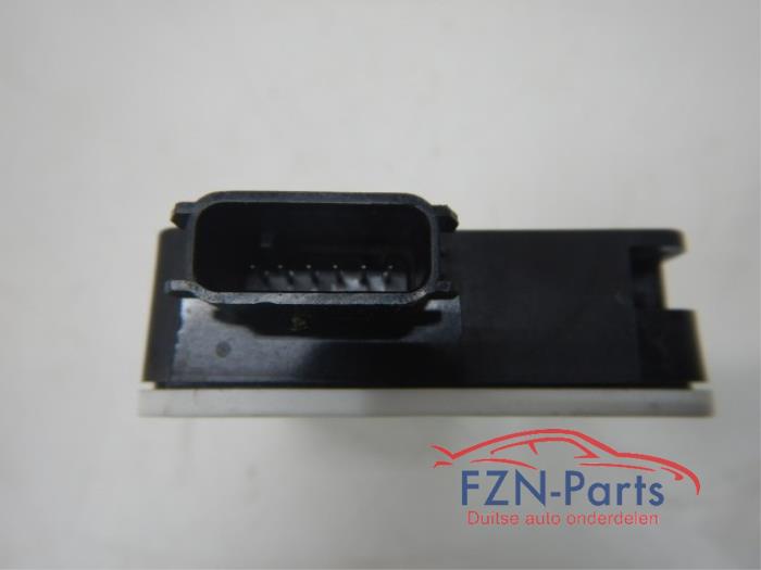 Radar sensor Mercedes S-Klasse (22745524)